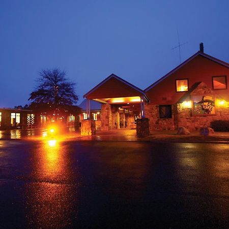 The Station Hotel Jindabyne Εξωτερικό φωτογραφία
