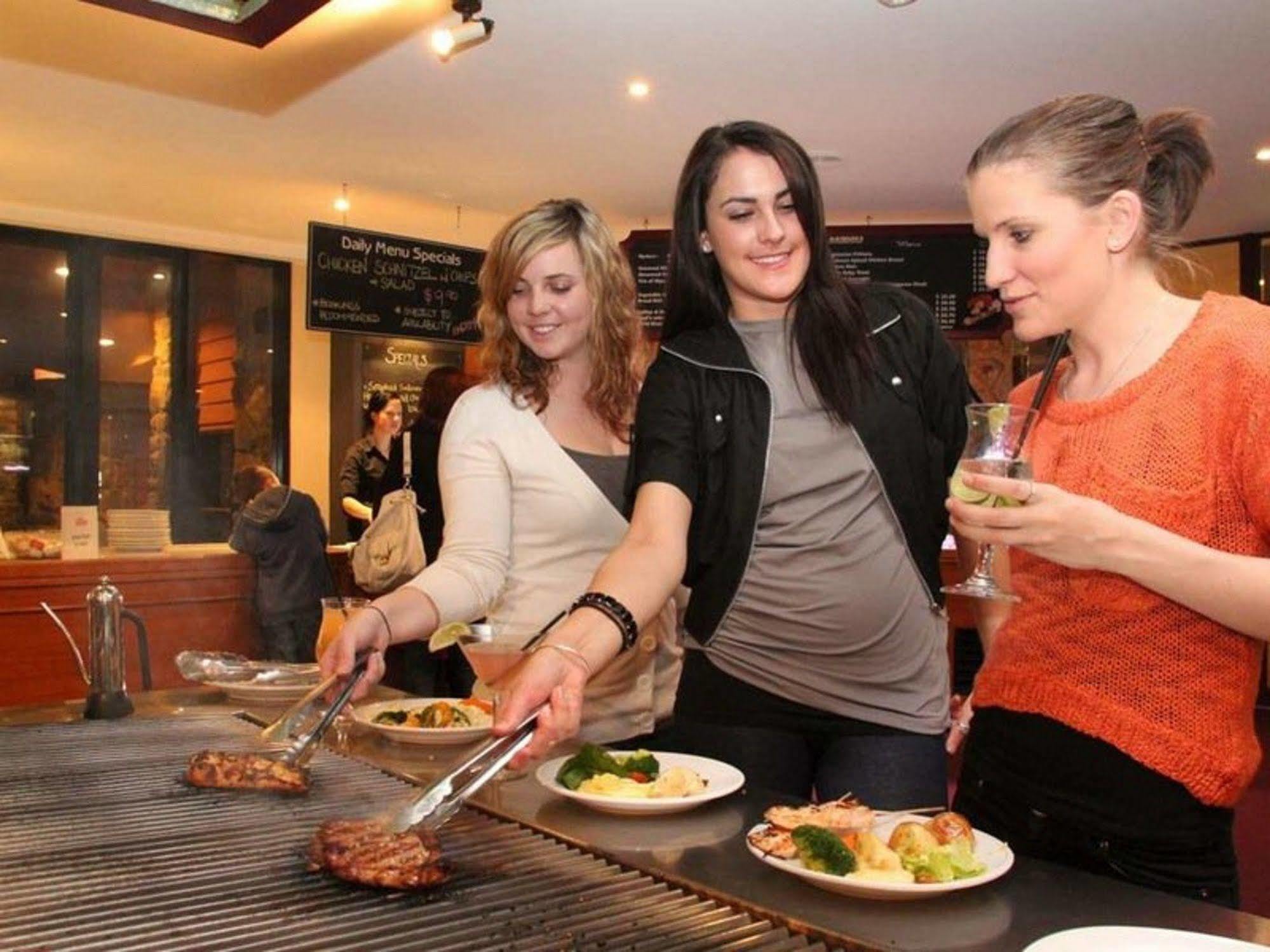 The Station Hotel Jindabyne Εξωτερικό φωτογραφία