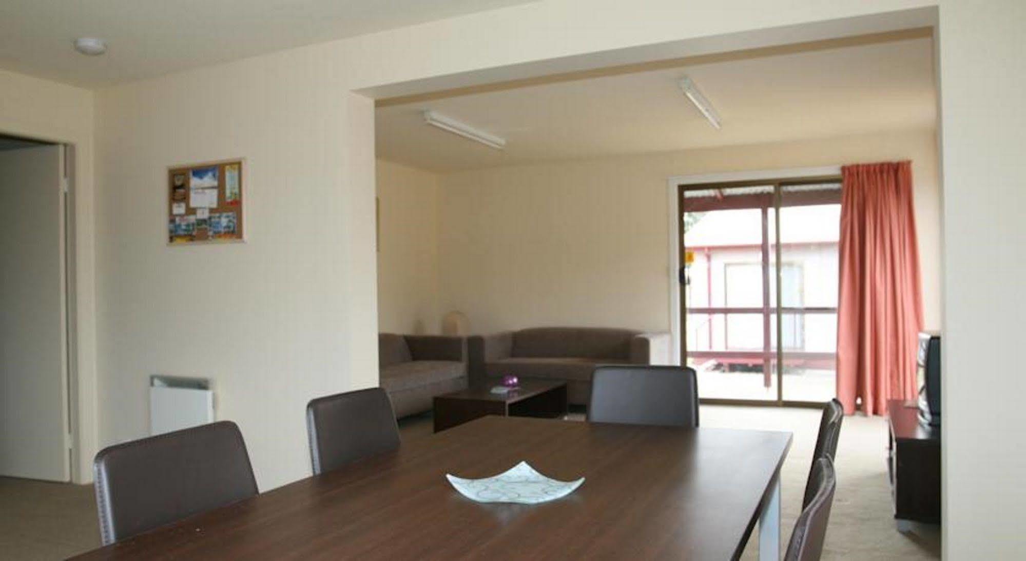 The Station Hotel Jindabyne Εξωτερικό φωτογραφία
